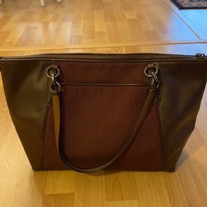Coach bag, clean and roomy